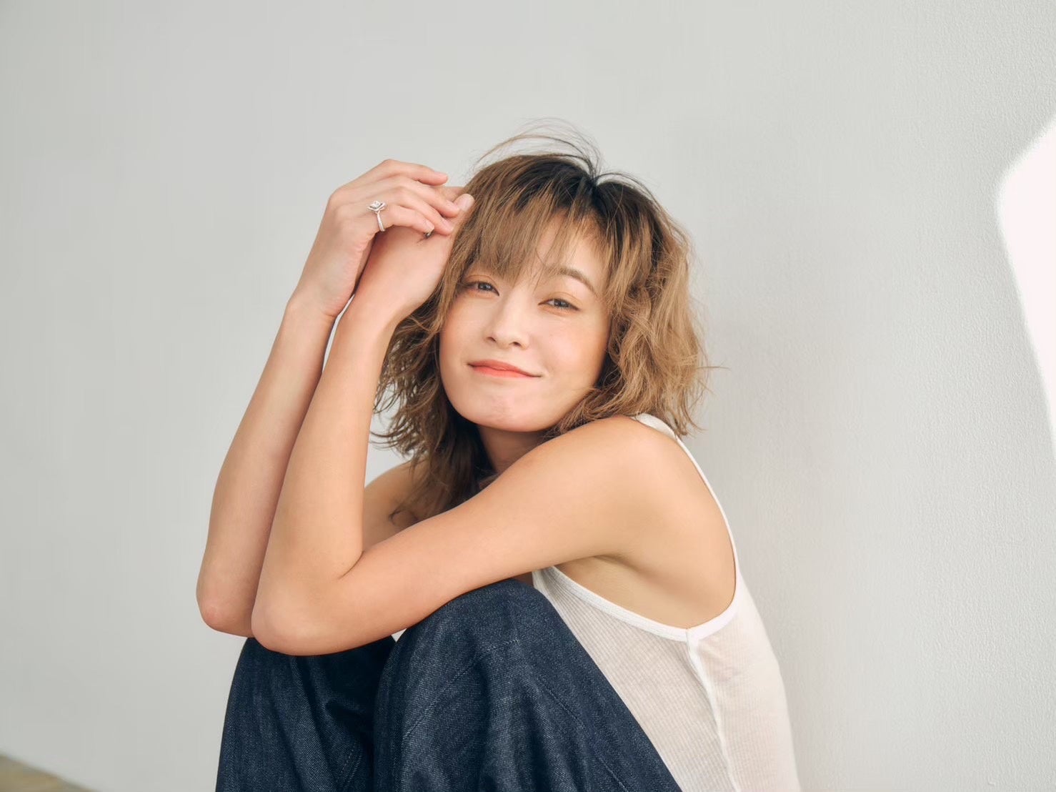 突き抜けた明るさとナチュラルな人柄が表れた作品が印象的な西山茉希